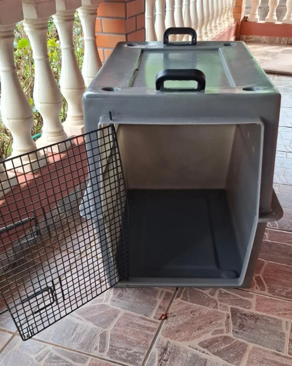 Caixa De Transporte Pettour Modelo 400 Para Cachorro Grande