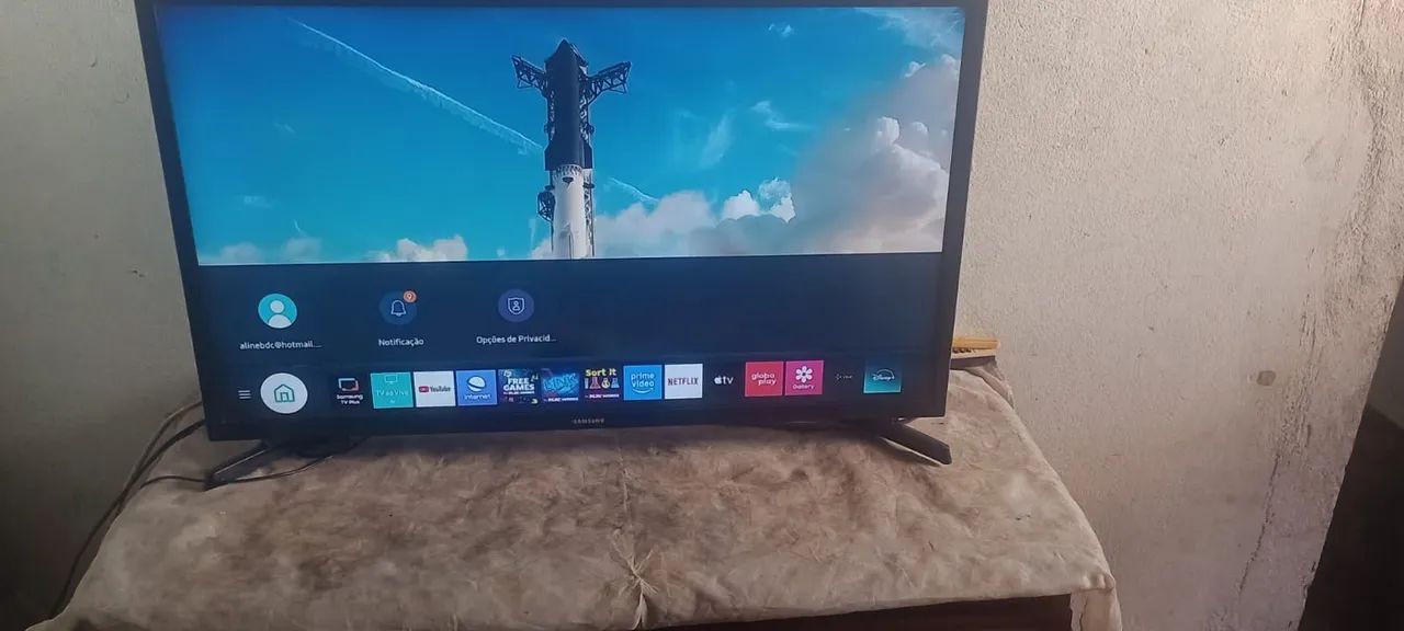 Vende-se uma TV Samsung 32 polegadas smart tudo funcionando - Foto 3
