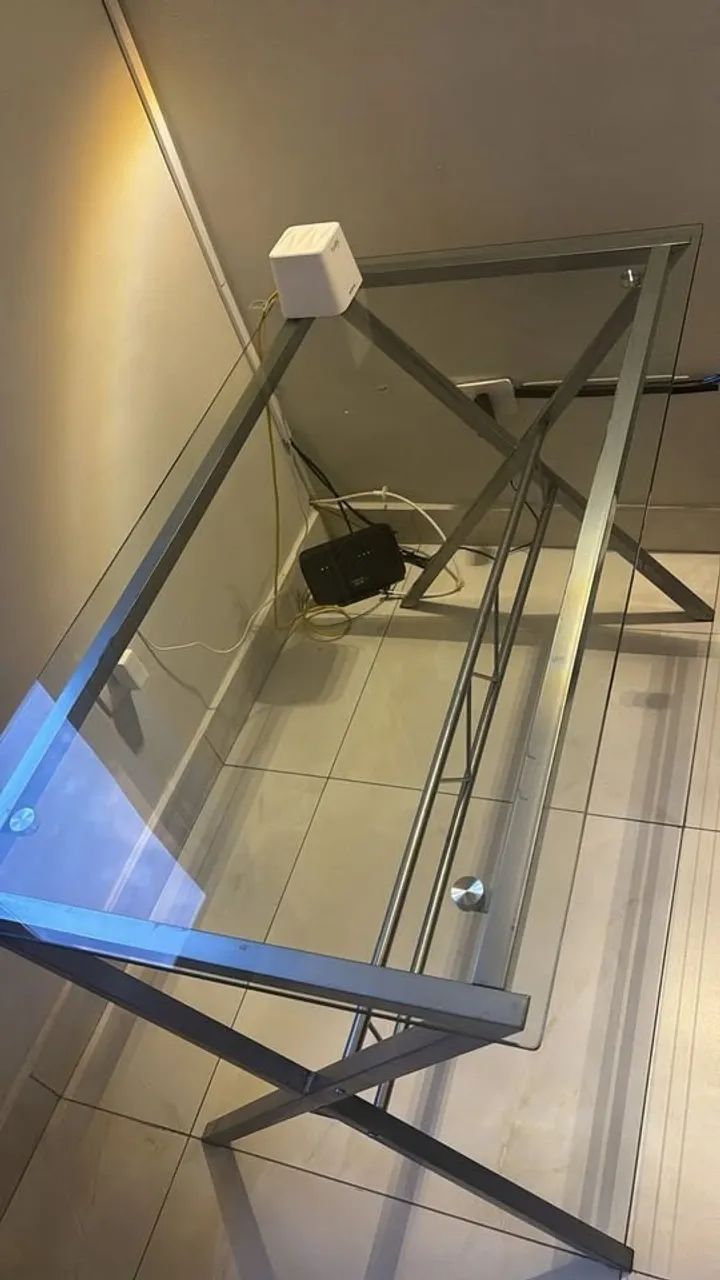 Mesa/Escrivaninha de Vidro e Inox - Foto 2