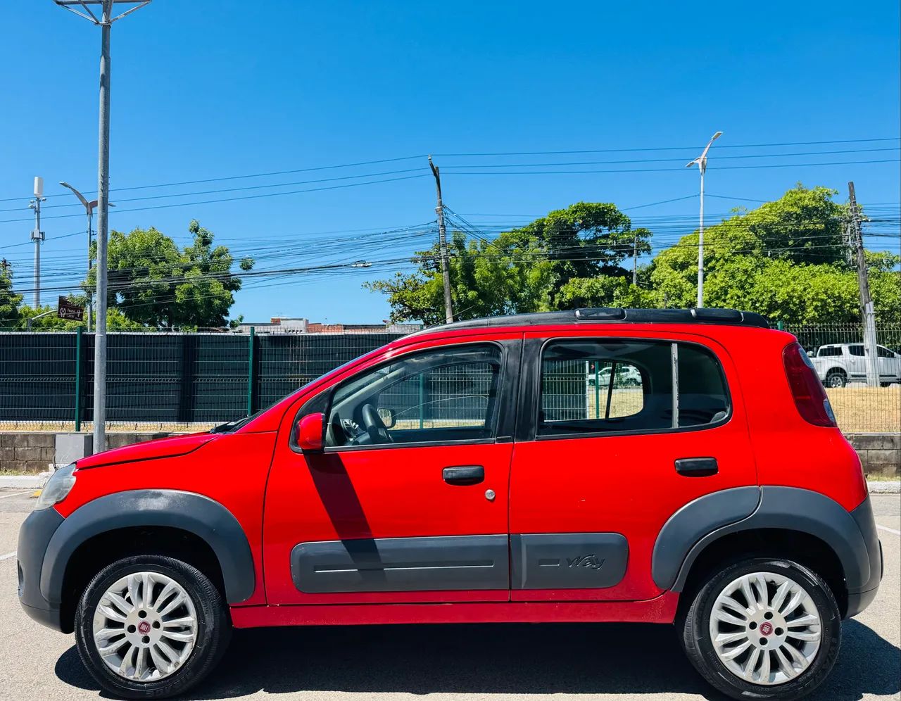 Fiat Uno WAY 1.4 EVO Fire Flex 8V 5P 2013 - Foto 2