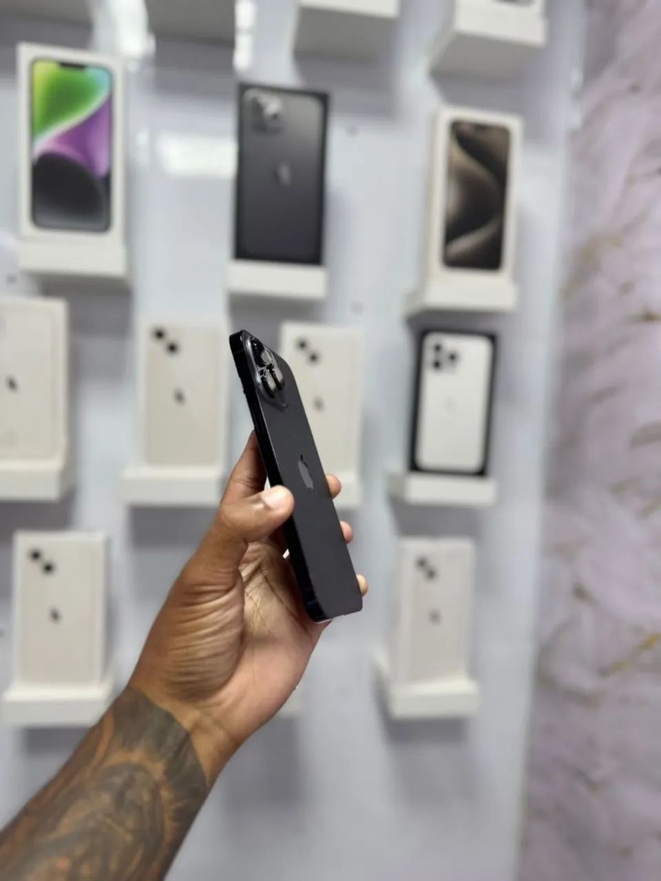 IPHONE 14 PRO 256GB PRETO<br>R$ 3.499,00 - Foto 4