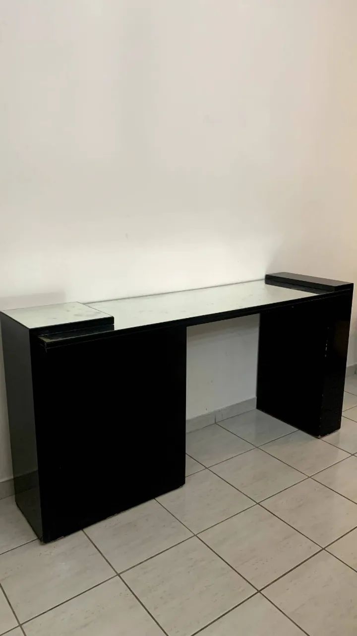 Aparador, mesa, rack com espelho em madeira - Foto 3