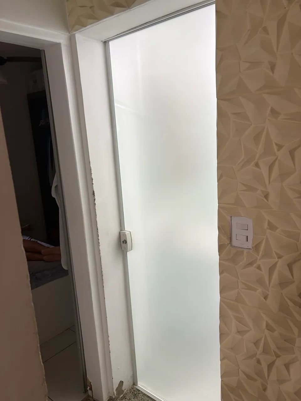 Porta de banheiro vidro chateada 080x210 - Foto 6