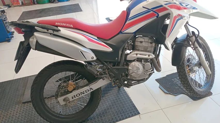 XRE 300 - Foto 2