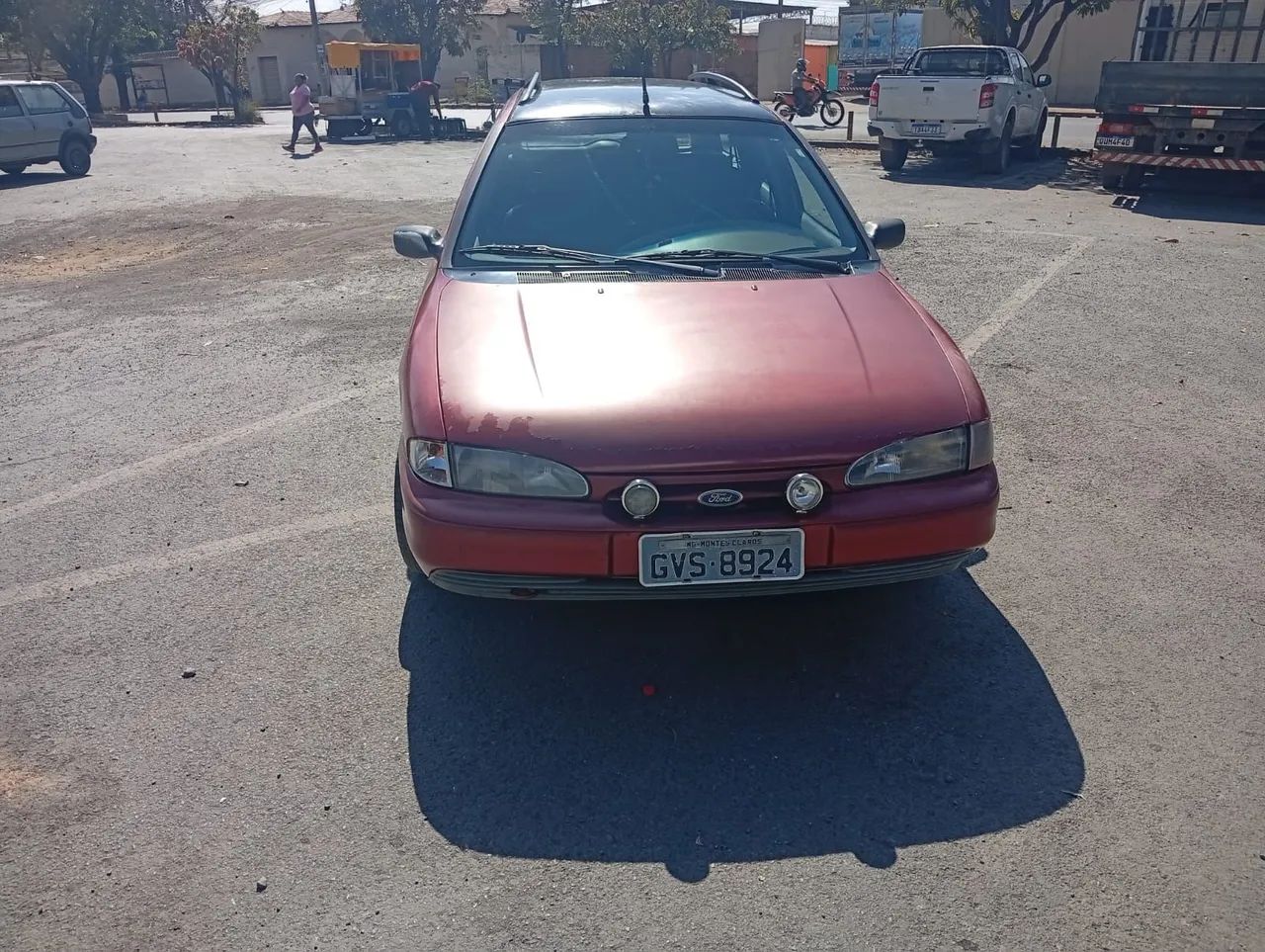 Ford Mondeo CLX 2.0i 4P MEC 1996