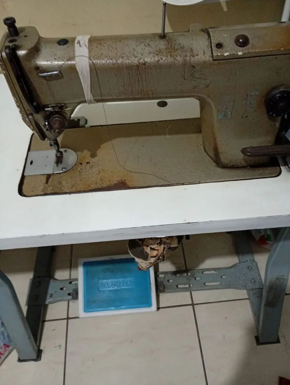 Máquina Singer industrial  - Foto 2