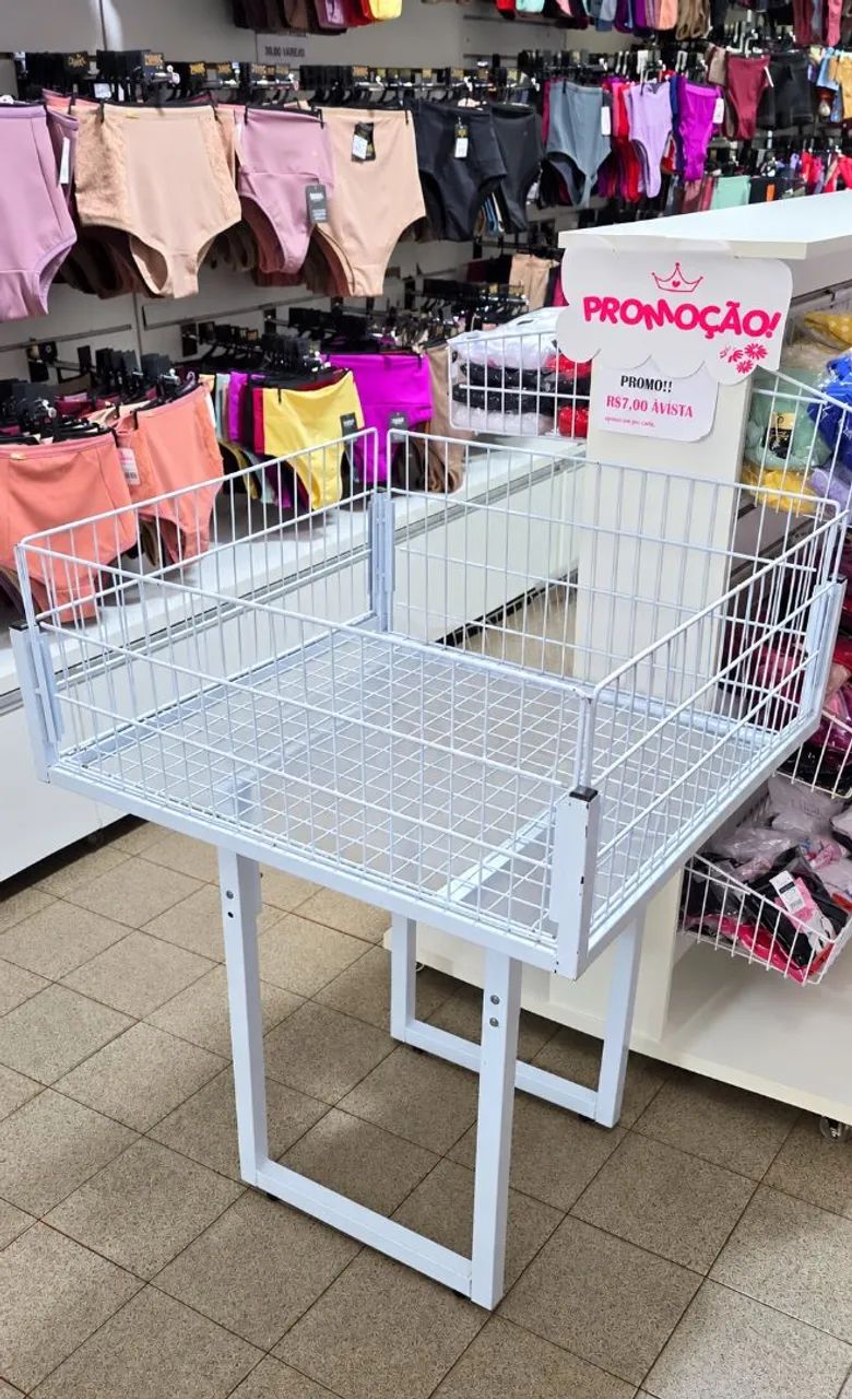 Cesta quadrada para loja
