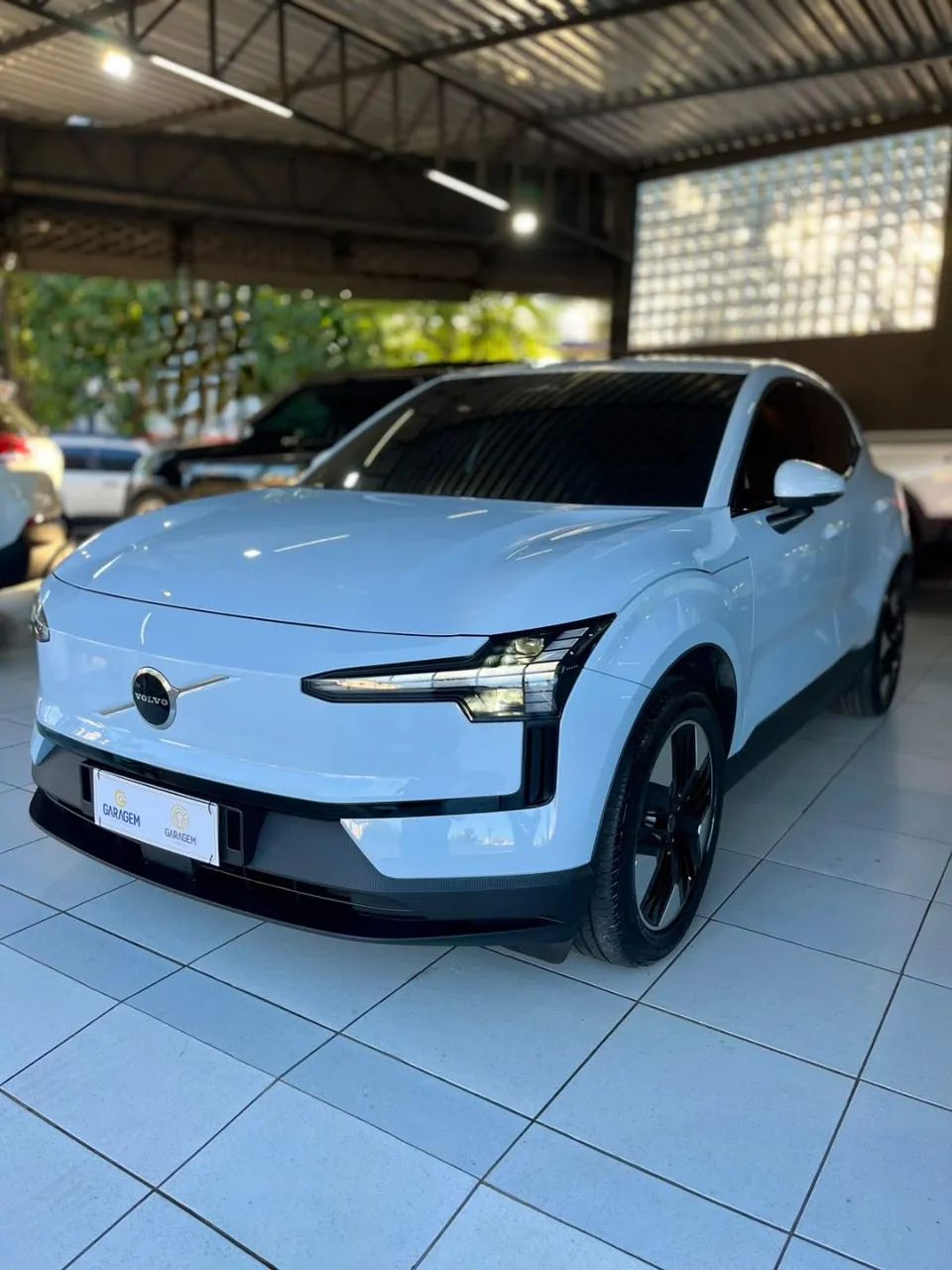 Volvo EX30 E40 Core (elétrico) 2024 - Foto 2