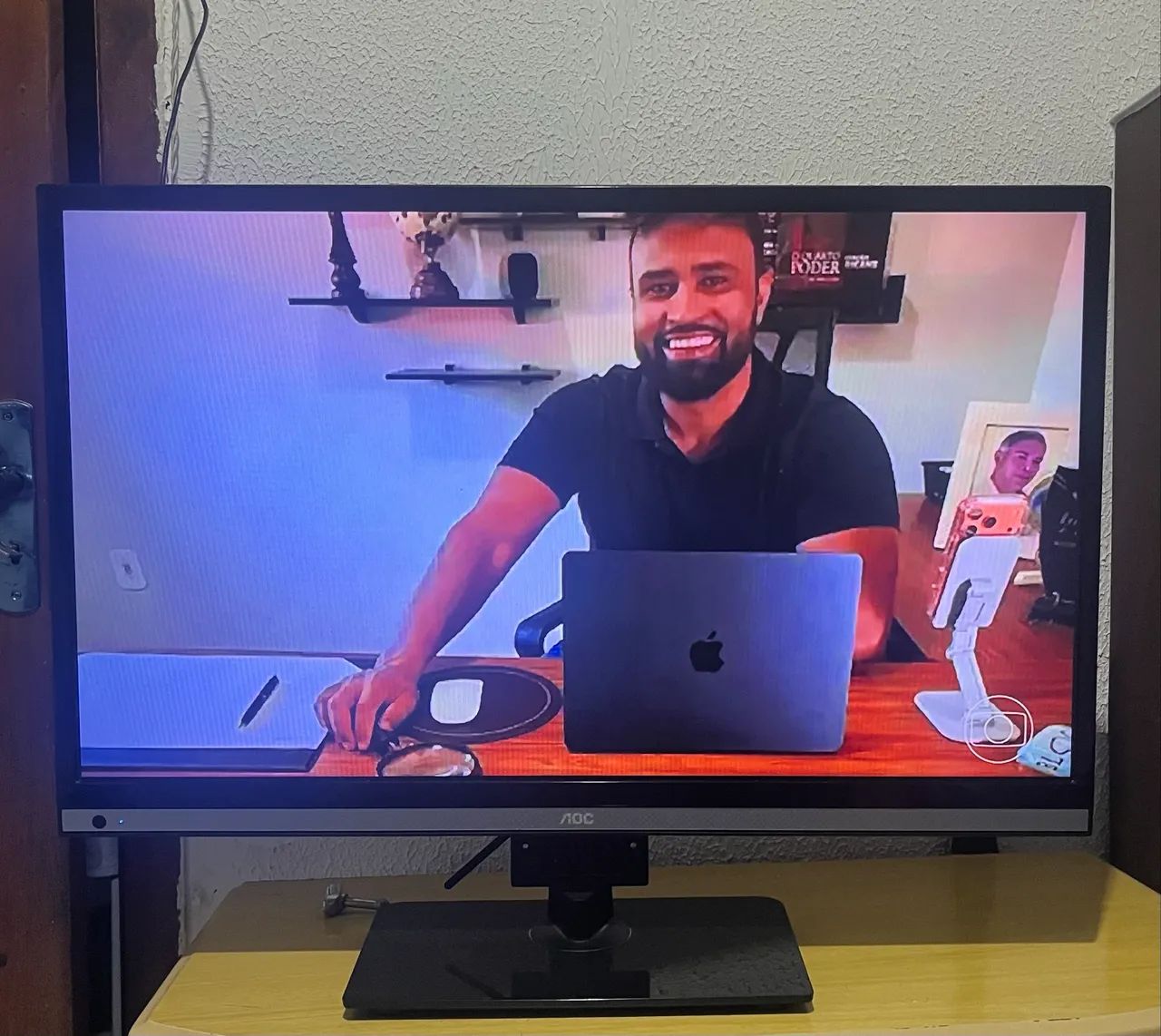 TV AOC 32 polegadas tem controle não é smart  - Foto 2