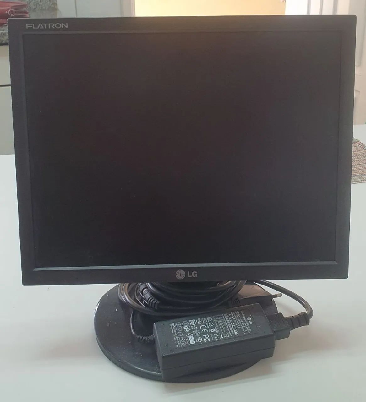 Monitor LG FLATRON L 15"