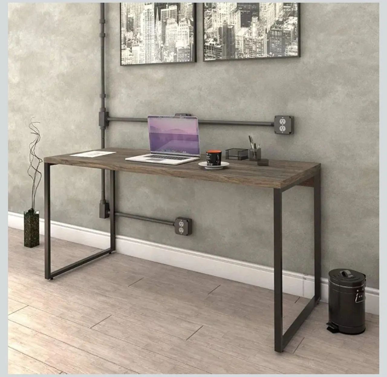 Mesa Industrial de Escritório nova (nunca aberta) 