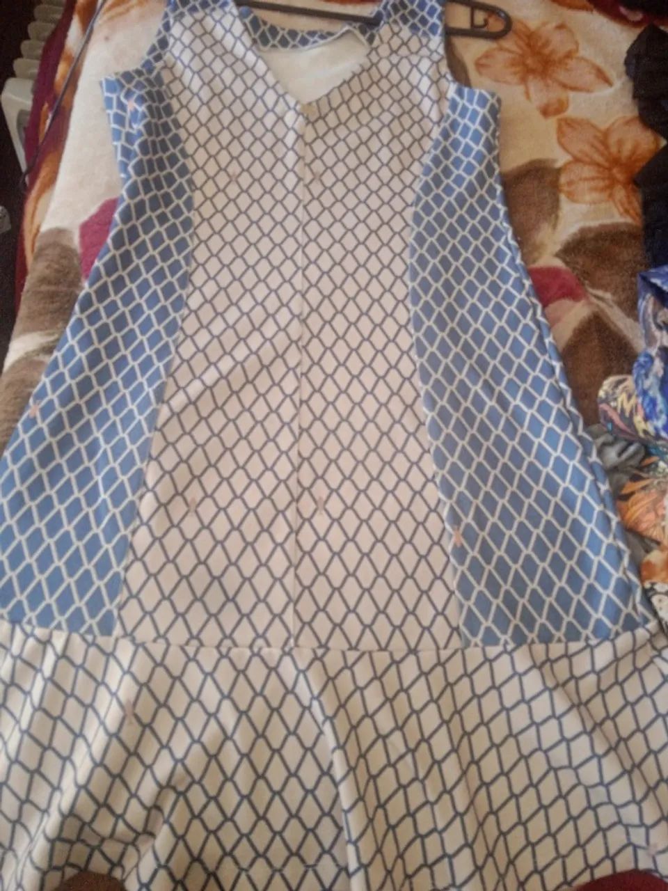 Roupas calçados  R$3 a peça - Foto 2