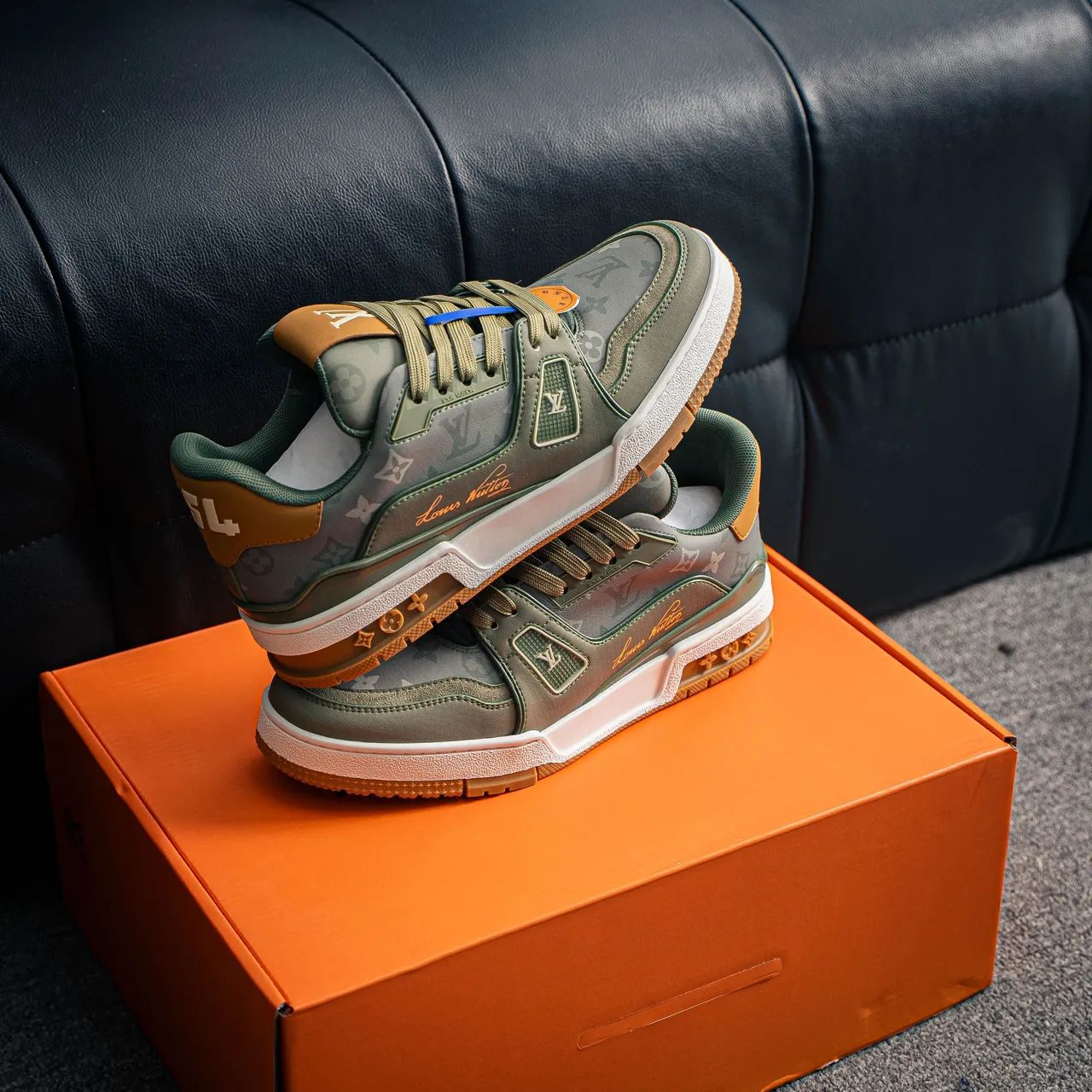 LOUIS VUITTON  LV Trainer - Foto 2
