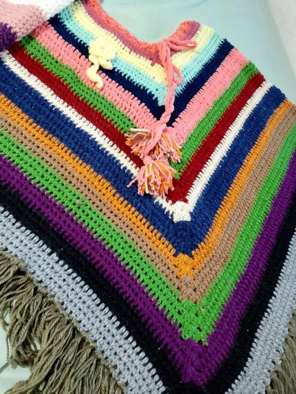 Poncho de crochê 
