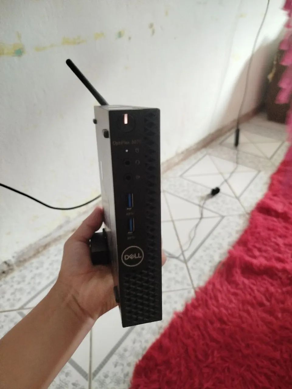 CPU DELL MONTADA , pouco tempo de uso