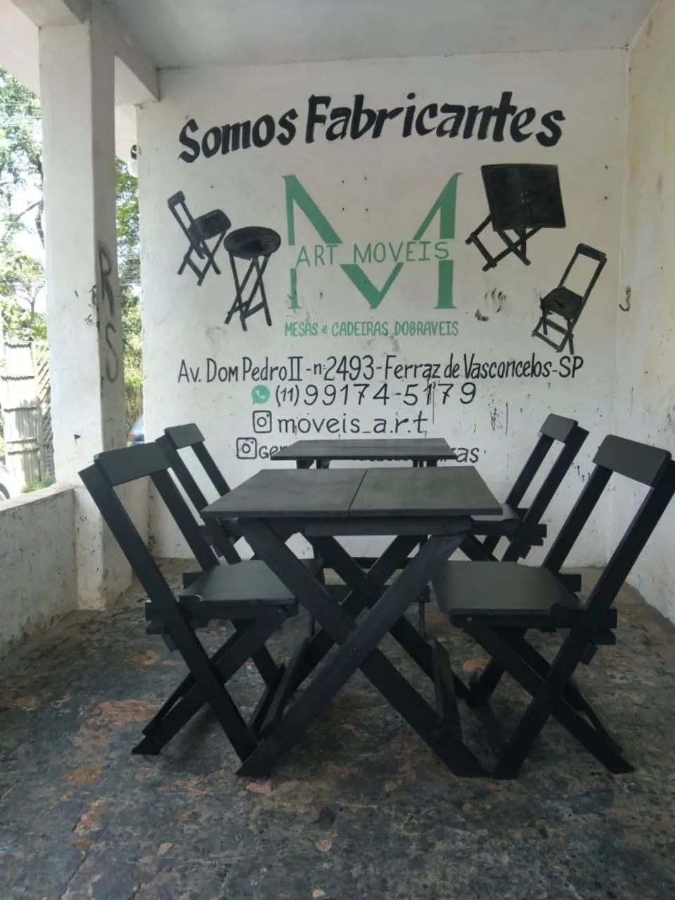 mesas quadradas e cadeiras.  - Foto 3