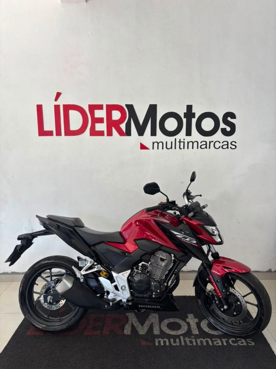 CB 300 F ABS 2025