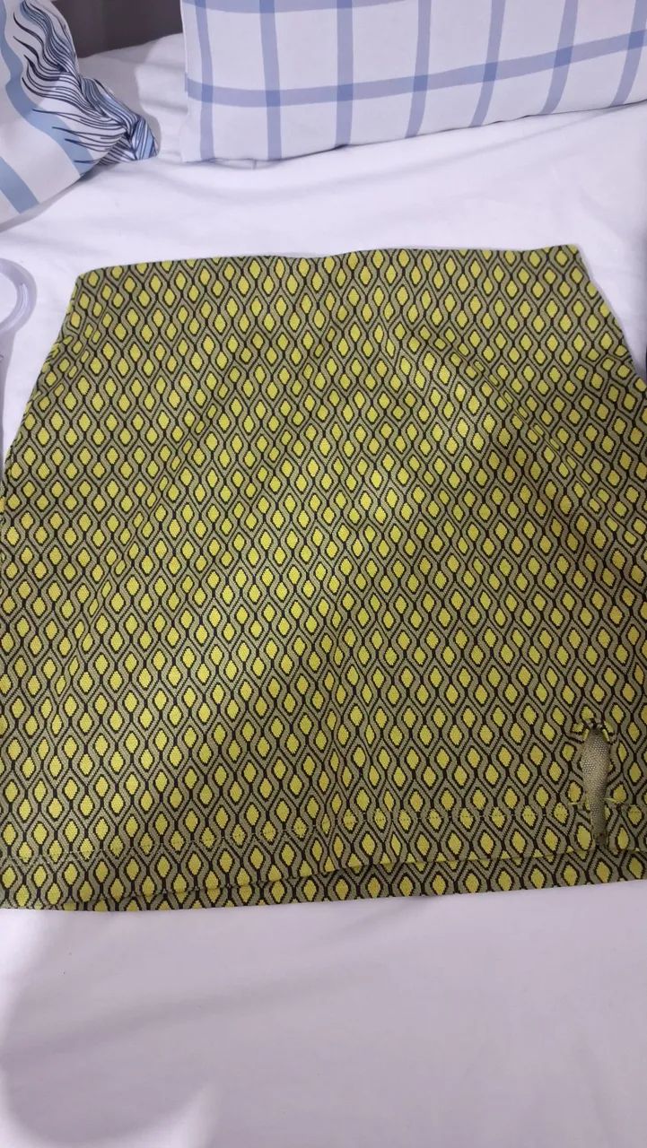 Lote três mini saias - Foto 3
