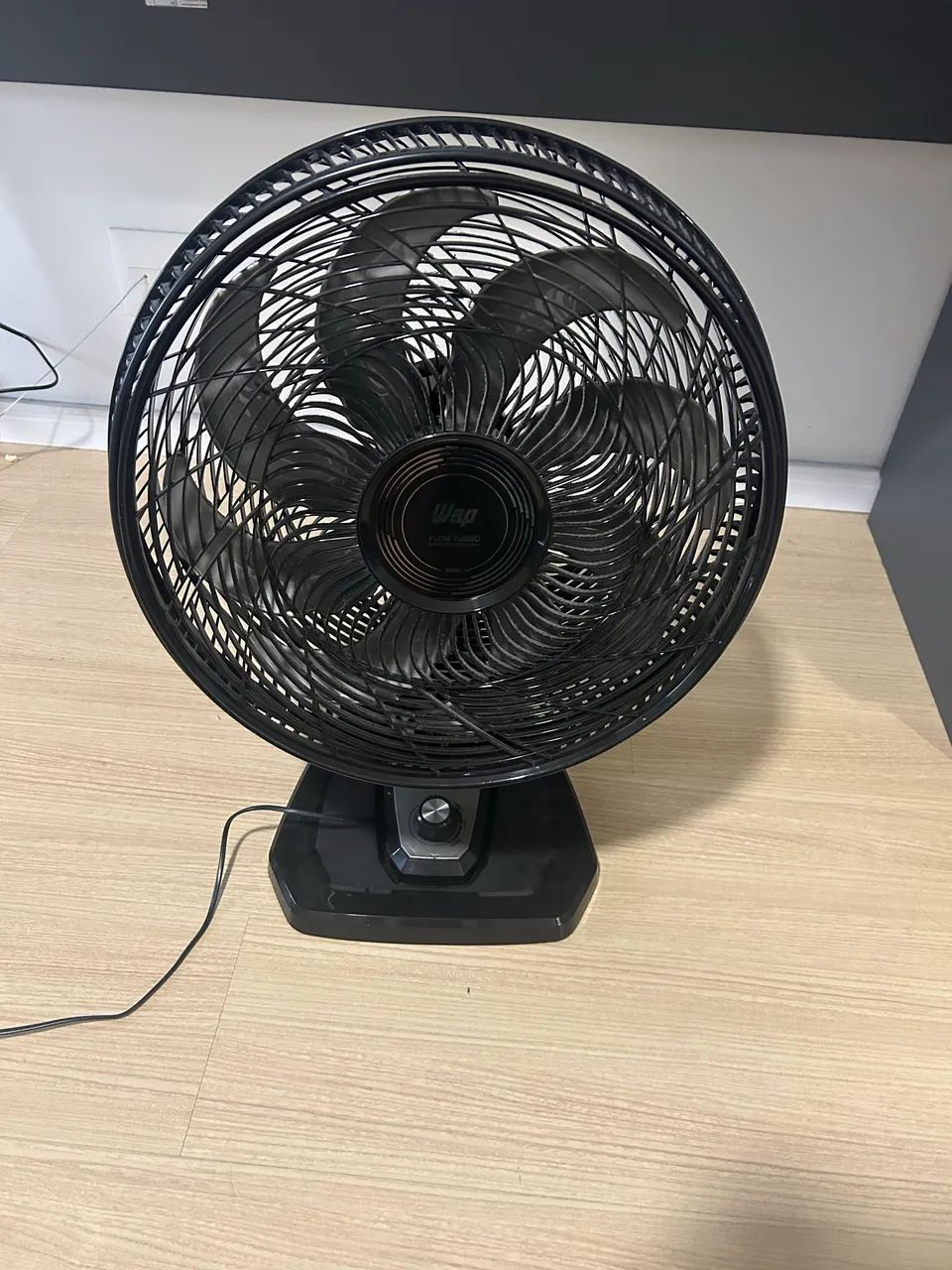 Ventilador potente 8 pás mesa e parede - Foto 2