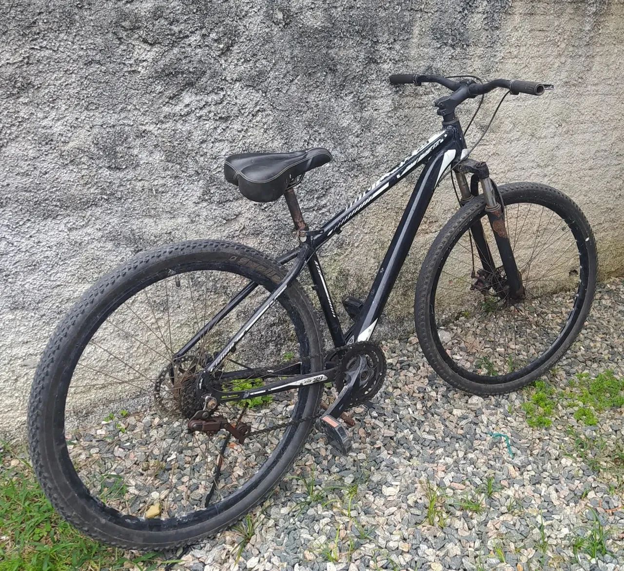 Vende-se bicicleta usada 