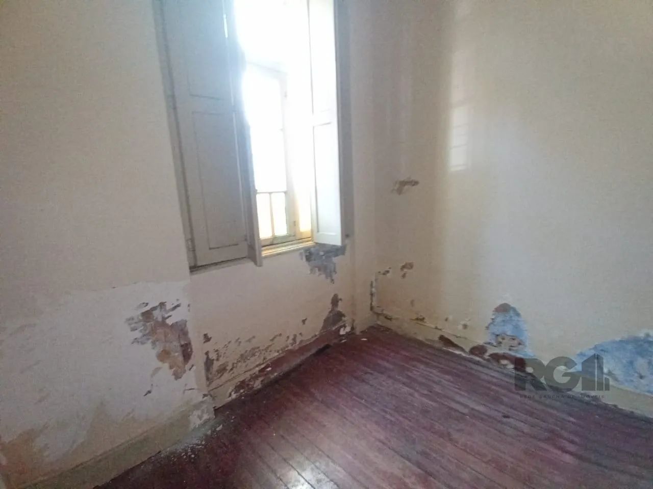 Prédio para Alugar no Bairro Floresta com 180 m² de Área Útil Disponível - Foto 4
