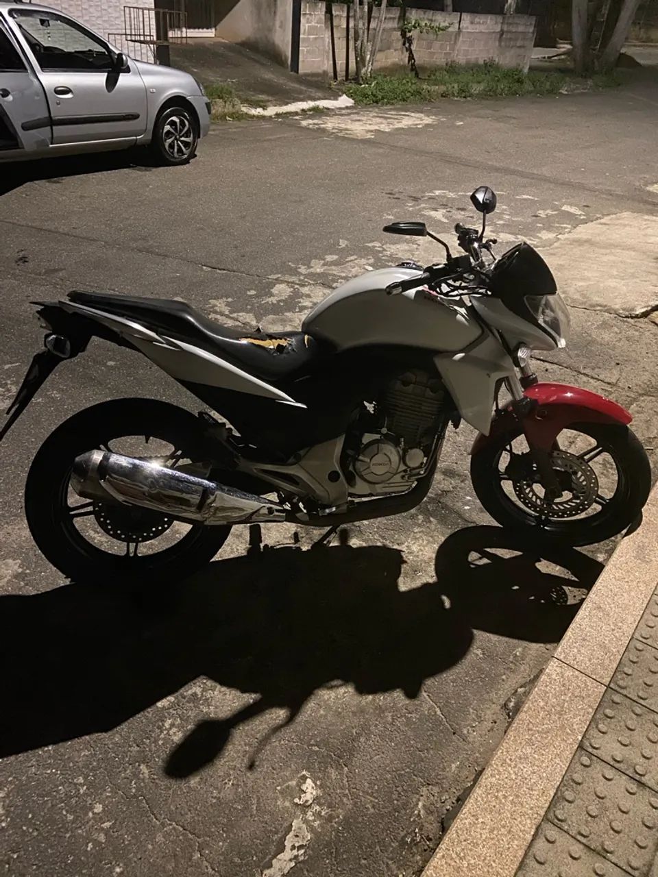 CB 300r 2014 - Foto 5