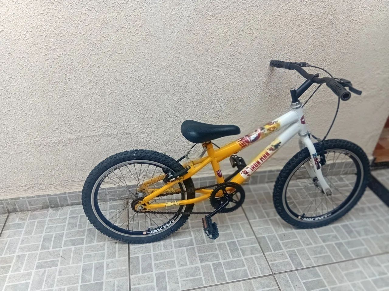 Bicicleta infantil aro 20  - Foto 4