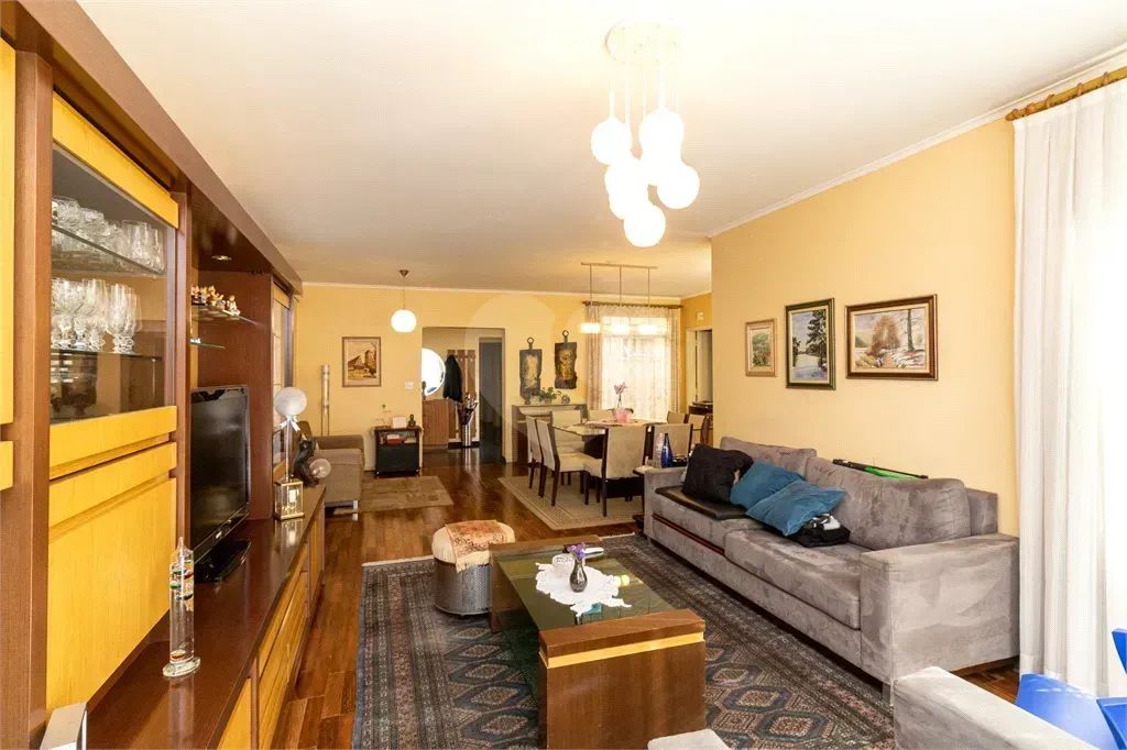 Casa térrea à venda no Alto da Lapa  Ampla, versátil e perfeita para famílias grandes ou p - Foto 15