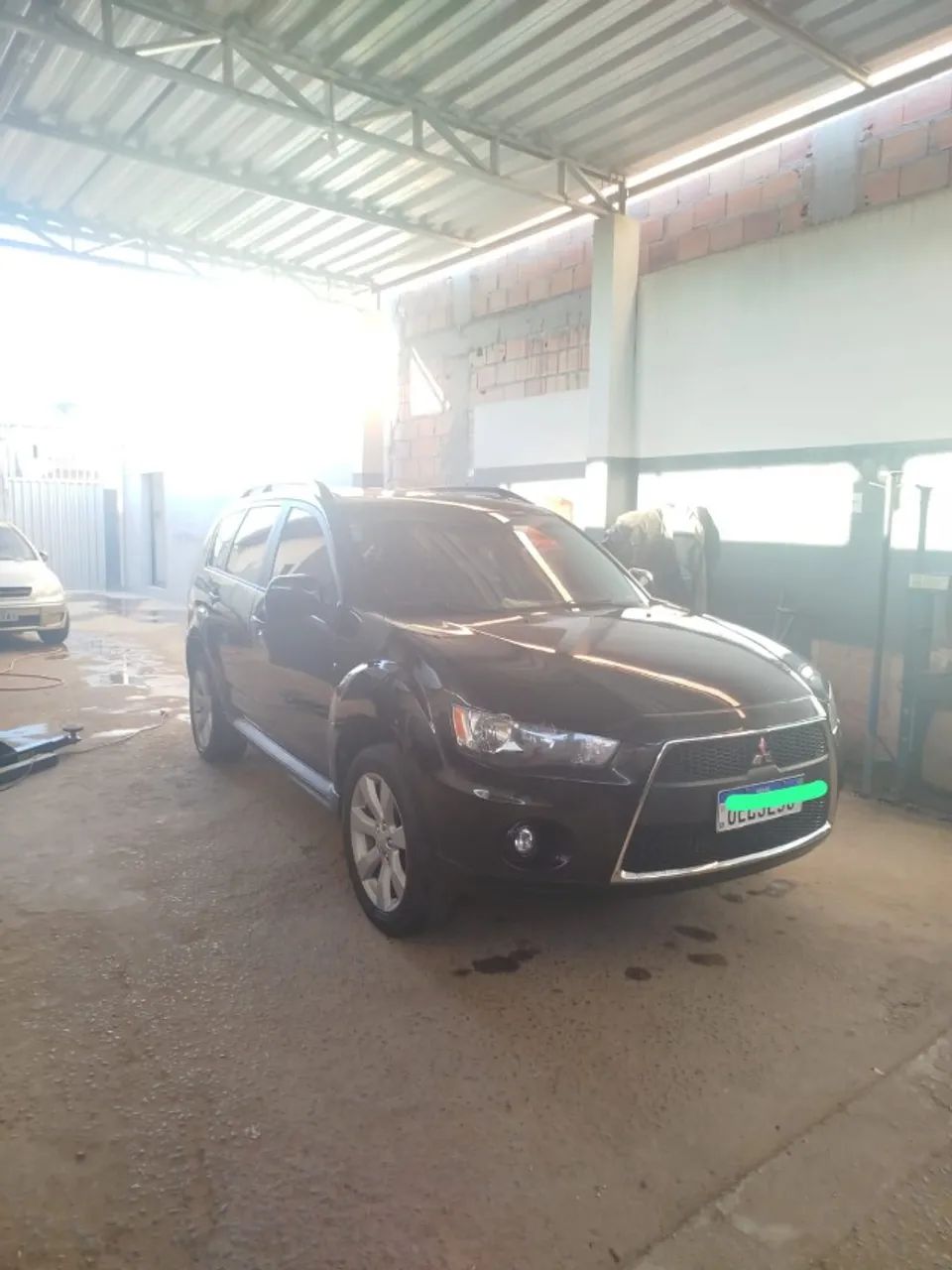 Mitsubishi Outlander 2012