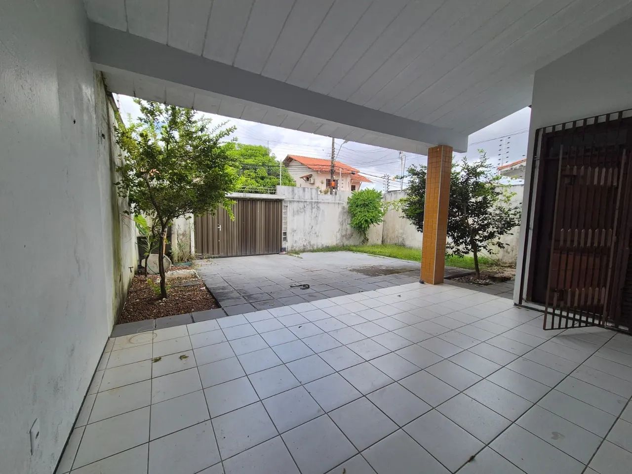 Alugo casa Cohajap