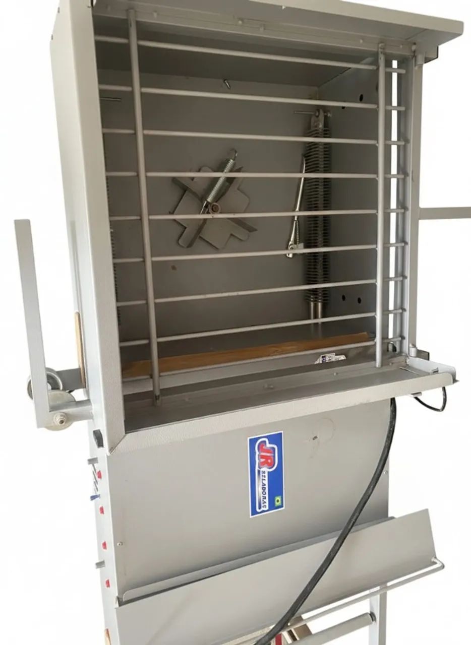 Máquina Seladora a vácuo 40x40. - Foto 3