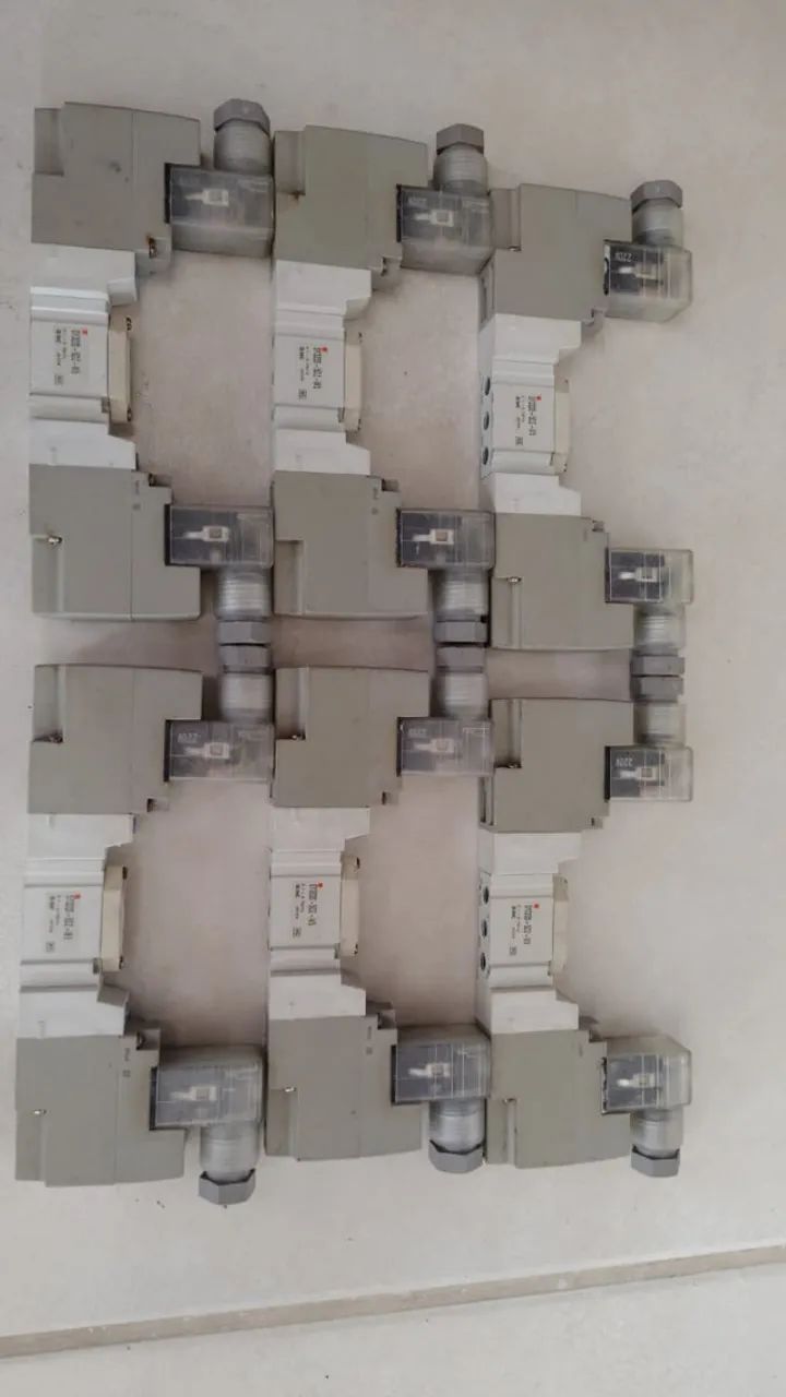 LOTE DE PRODUTOS PNEUMÁTICOS SMC/AIGNEP ETC