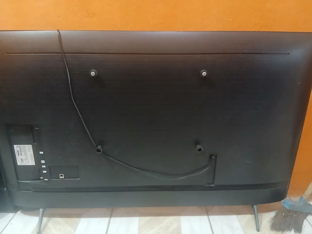 Tv Samsung 58 polegadas com tela quebrada   - Foto 2