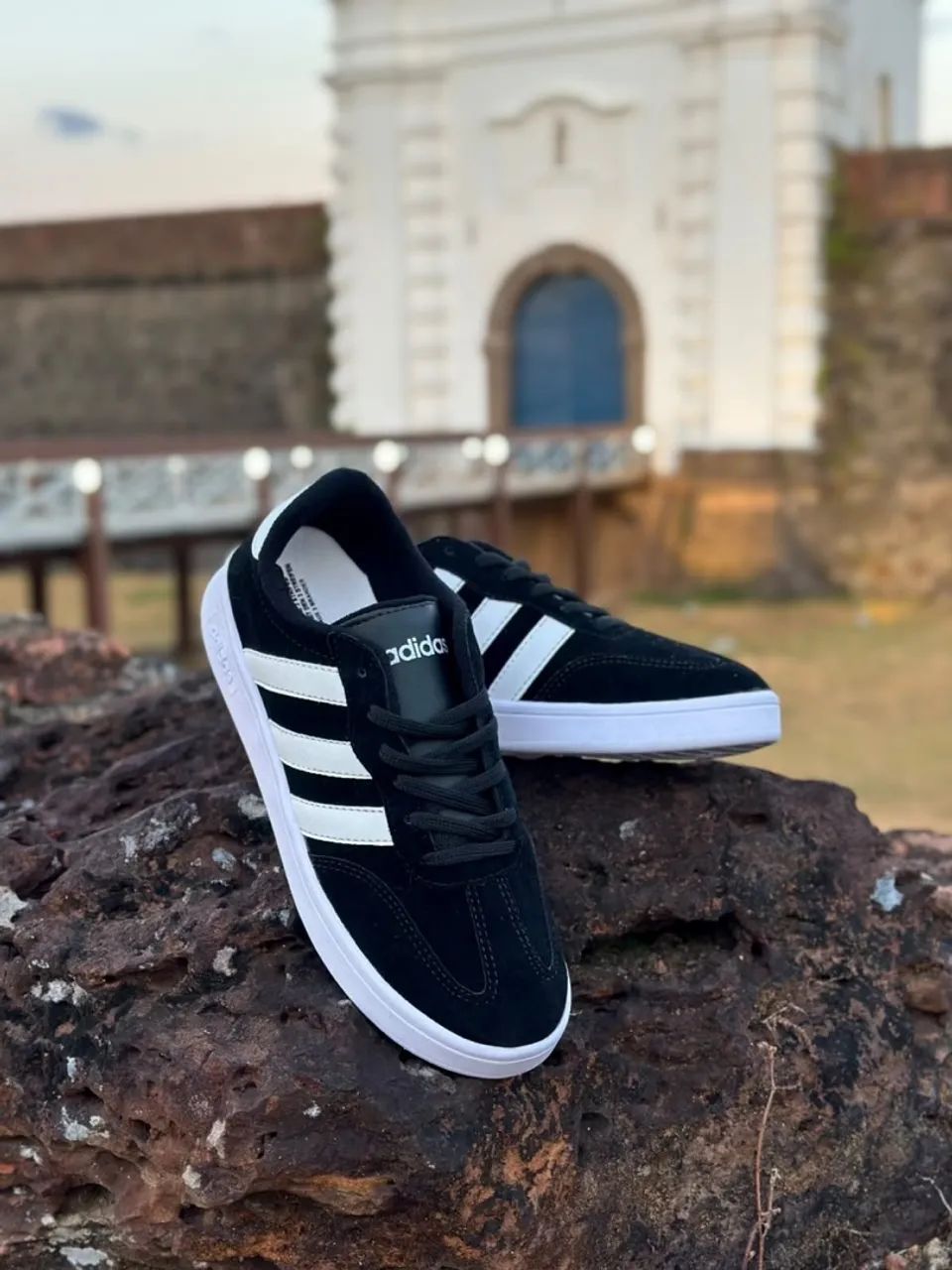 Tênis Adidas Barreda promoção  - Foto 2