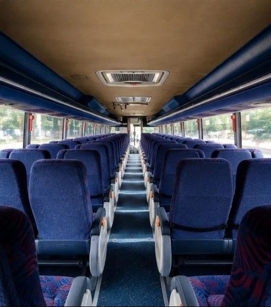 Vendo Ônibus volvo B12R Buscar,Ano 08/09,50 lugares, banheiro,ar condicionado thermo King  - Foto 8
