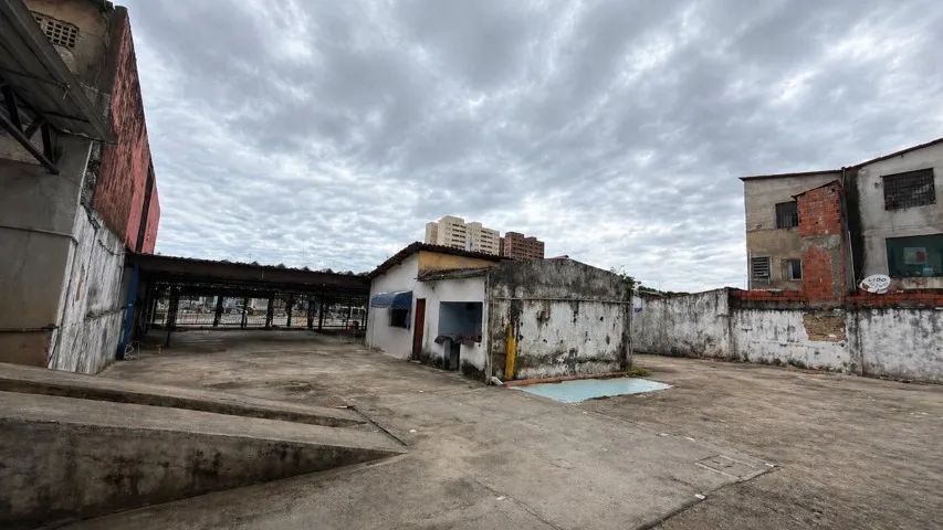 ALUGO IMÓVEL COMERCIAL NA AVENIDA BEZERRA DE MENEZES - CONTATO/ WHATSAPP: *90 - Foto 3