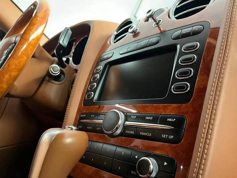 Bentley Flying Spur Continental 6.0 W12 Turbo Gasolina Flying Spur Speed AUT, foto 6 de 16