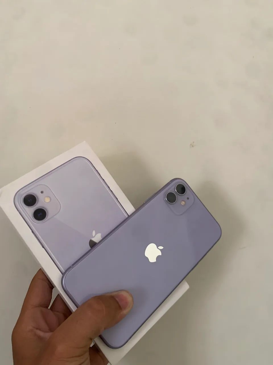 iPhone 11 64 gb com caixa 
