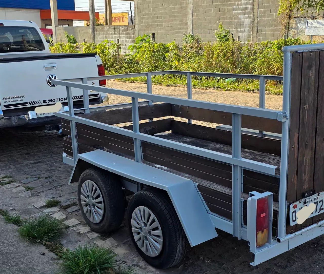 VENDO REBOQUE TRUCADO 
