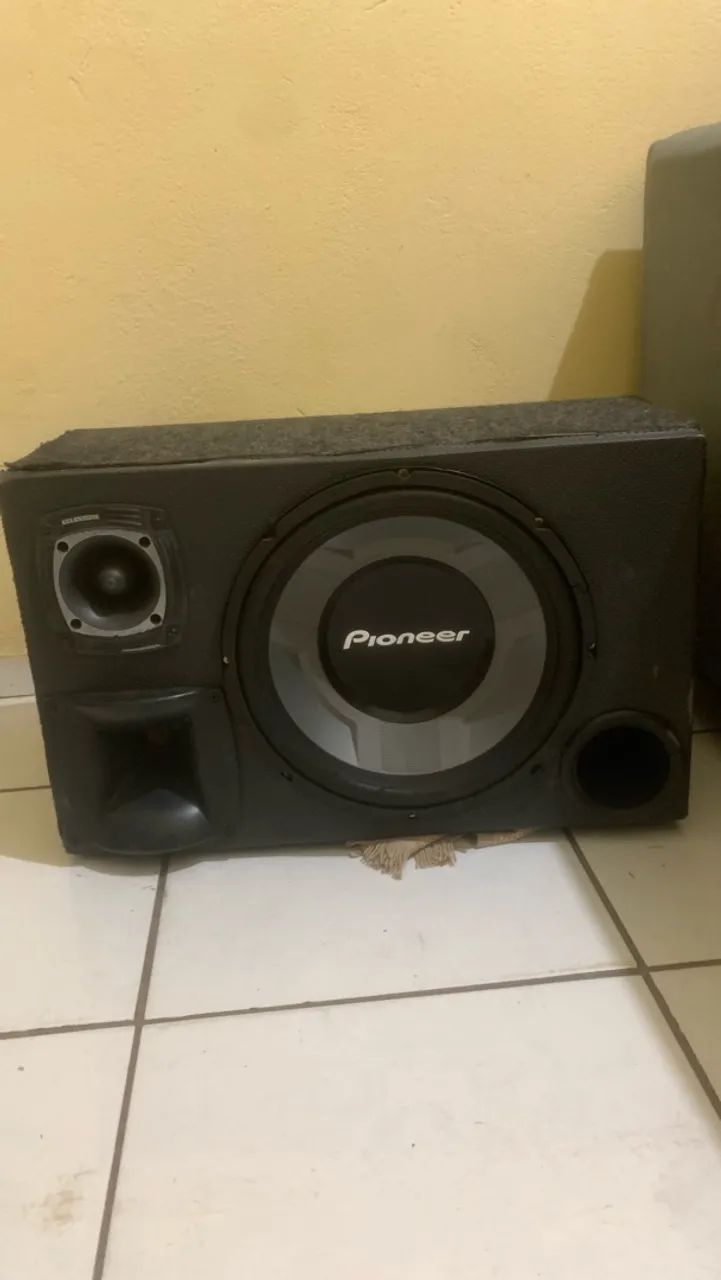 vende-se caixa de som 