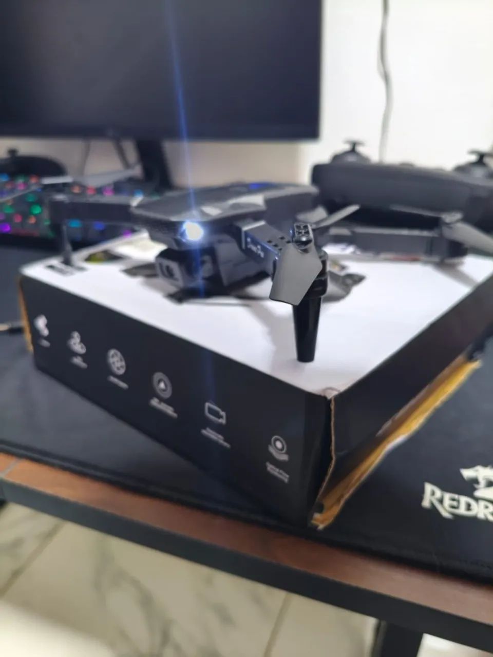 Drone E88 Pro com Câmera Wi-Fi FPV - Novo, Lacrado no Plástico