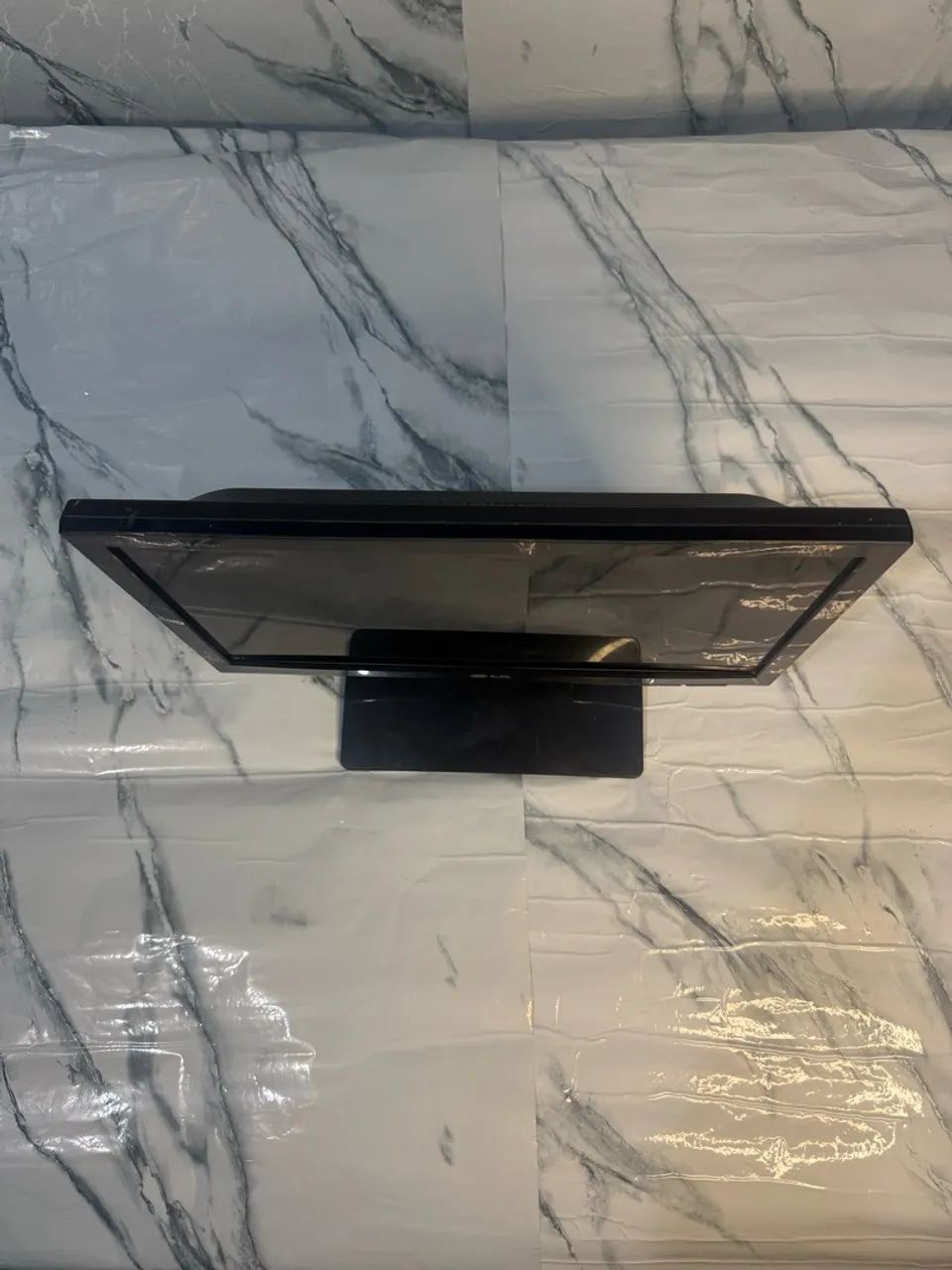 Monitor LG Flatron E1641C Usado - Foto 3