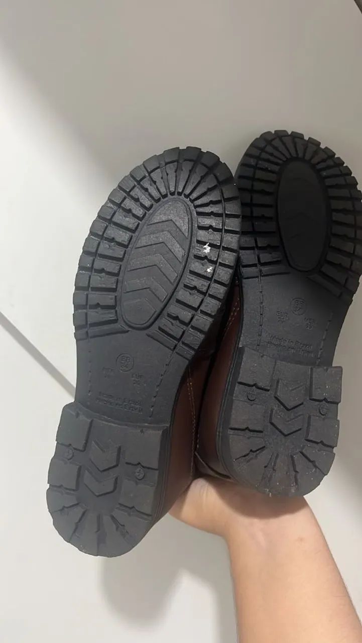 Bota tamanho 34/35 - Foto 4