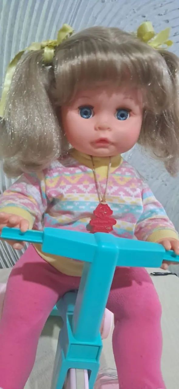 Boneca  tipp  antiga. - Foto 2