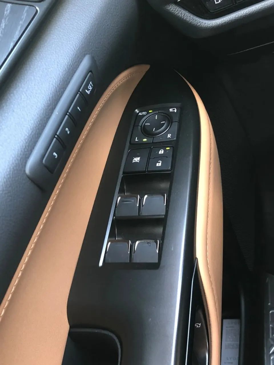 Lexus NX-450h+ AWD 2.5 16V Aut. (Híbrido), foto 4 de 14
