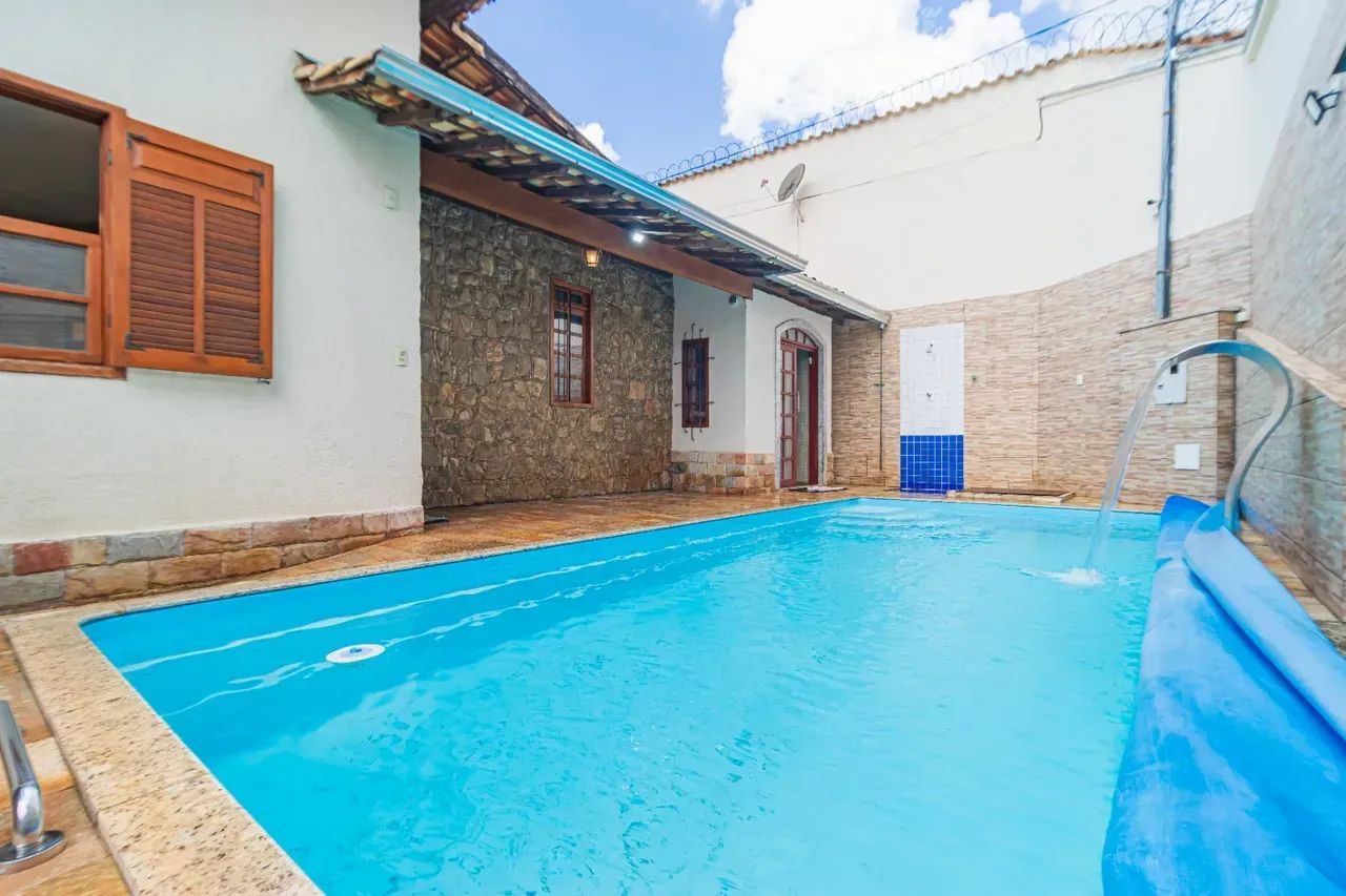 Casa com 3 quartos sendo 1 suíte 4 banheiros 2 vagas - Foto 2