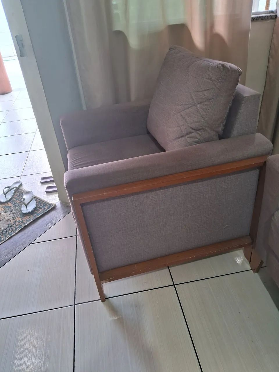 Vendo 2 poltronas seme nova - Foto 4