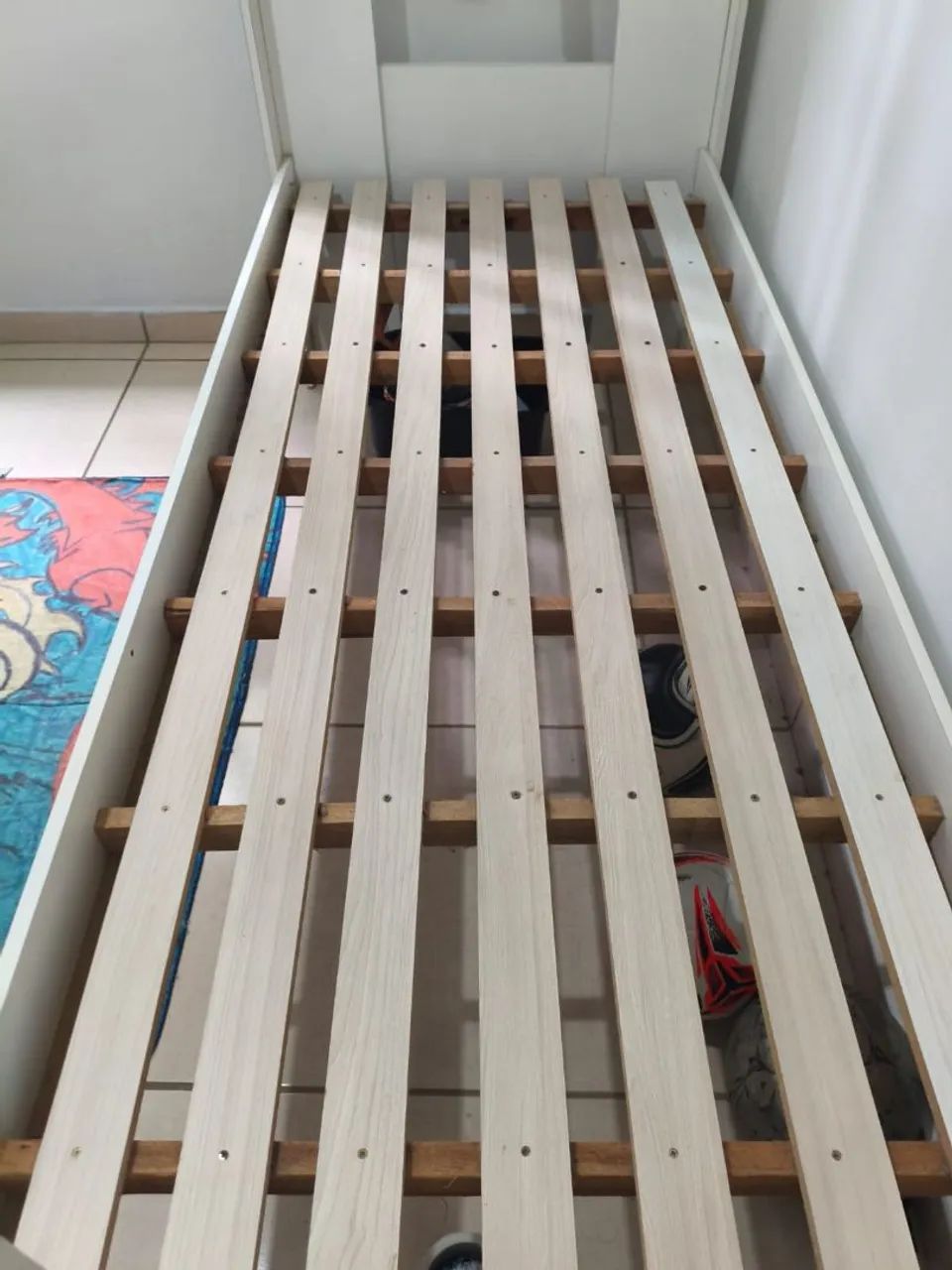 Cama de solteiro sem colchão 