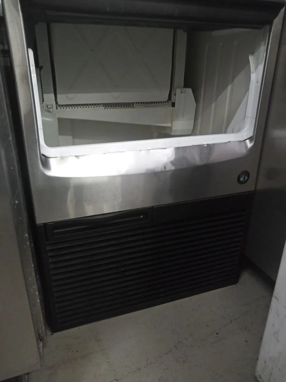 Máquina de gelo Macom Hoshizaki 50kg , Revisada, funcionamento 100% , pouco uso - Foto 5