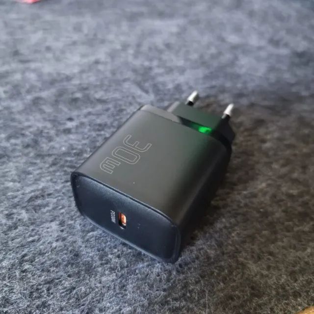 Carregador Turbo Essager 30W PD Compatível iPhone e Android
